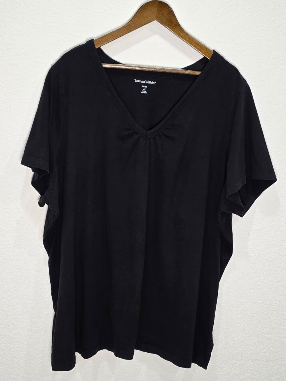 Woman Within Black Short Sleeve Ruched V-Neck T-Shirt Plus Size 4X